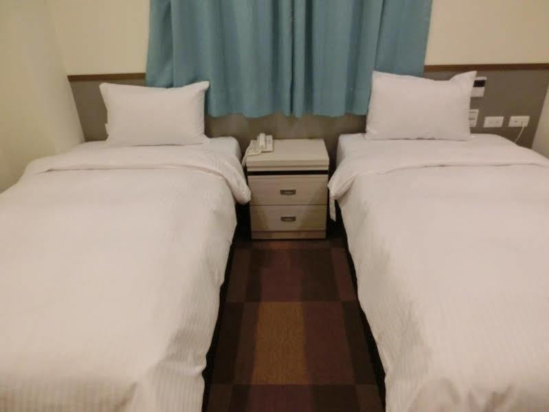 Chang Ti Metropolis Commercial Hotel Zhongli Eksteriør bilde